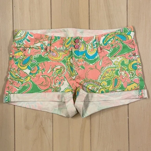 Lilly Pulitzer Clifton short - Picture 2 of 14